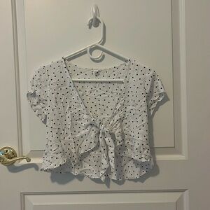 Garage poka dot crop top